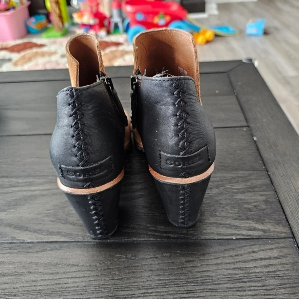 Sorel Nadia Leather High Heel Bootie Size 8.5